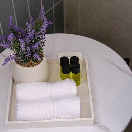 Artemis 304 - Seaside Stories