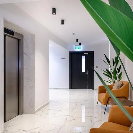 Artemis 304 - Seaside Stories Livadhia